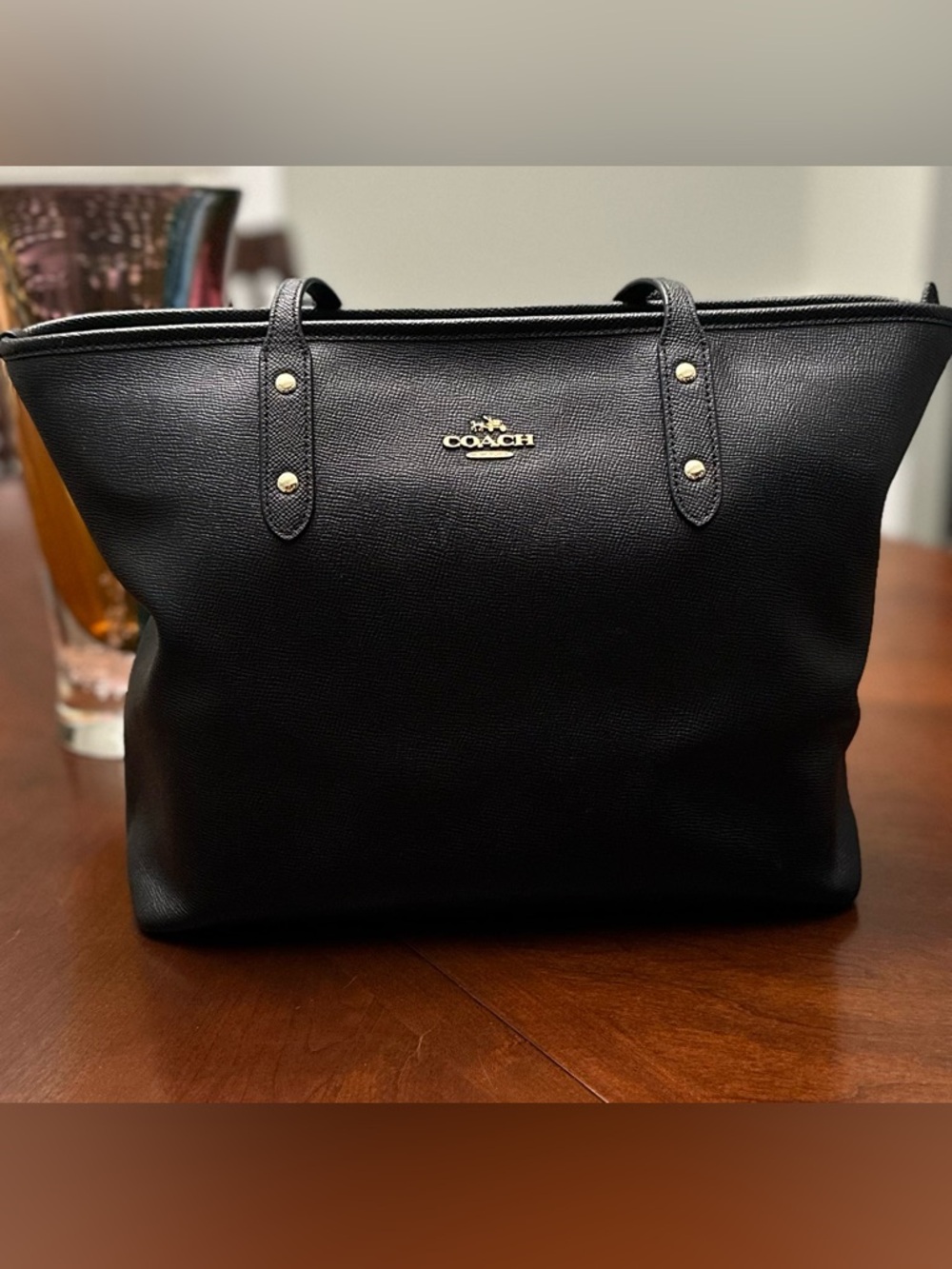 Coach Black Pebbled Leather Tote Bag Gold Hardware Hangtag F58846